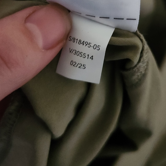 ATHLETA Brooklyn Heights High Rise Cargo Pant 10 TALL Olive Branch Wide Leg - Picture 5 of 8